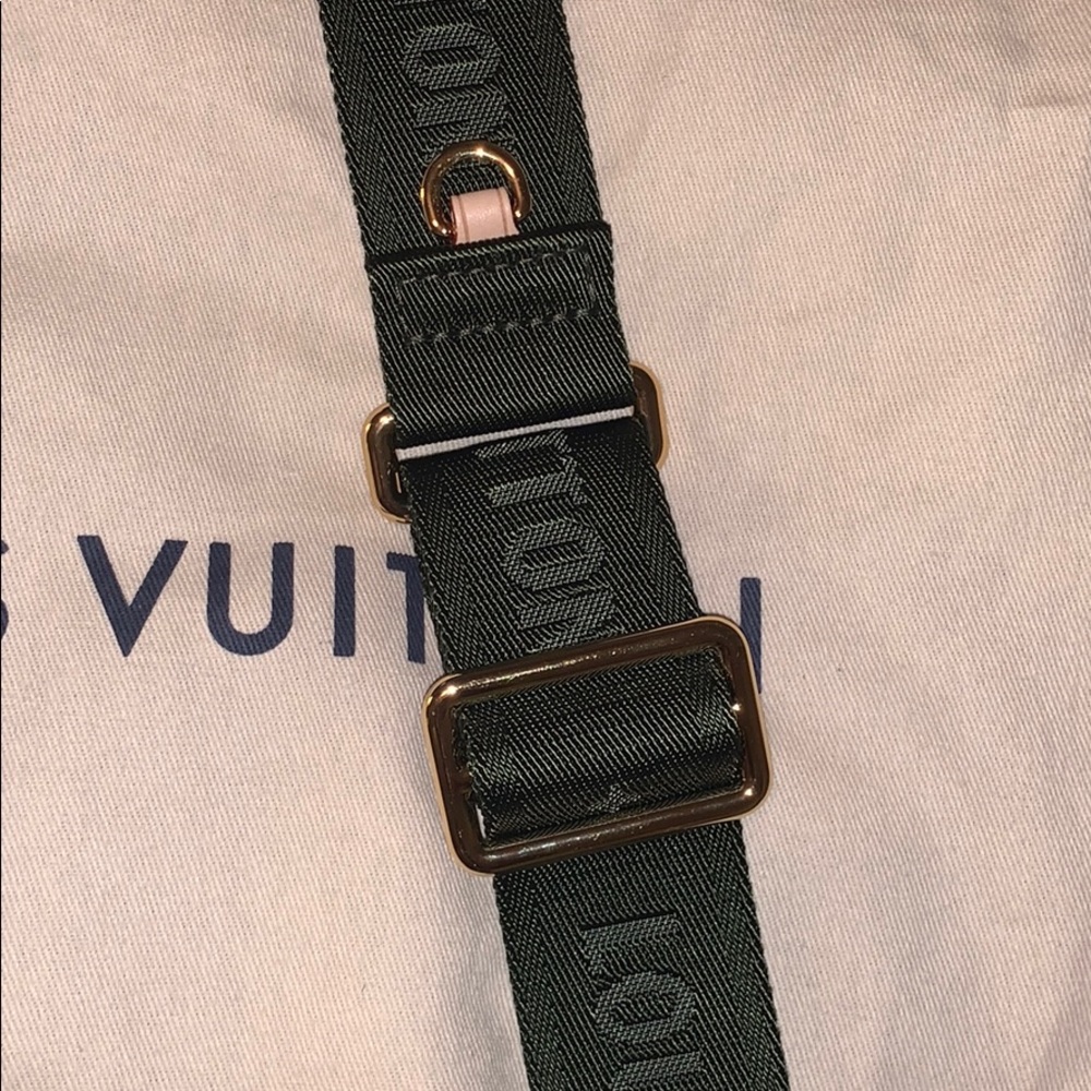 New Louis vuttion adjustable kaki strapW/gold tone - Picture 4 of 13